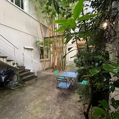 Apartment Berbere 13 People Place De La Nation Paris